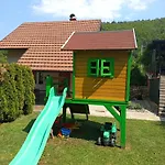 Dzeni